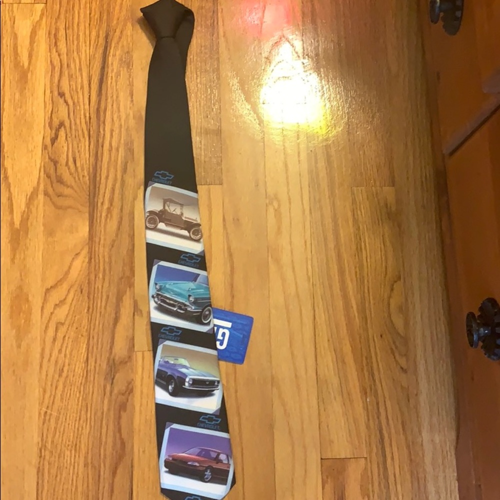 NWT Chevrolet car tie